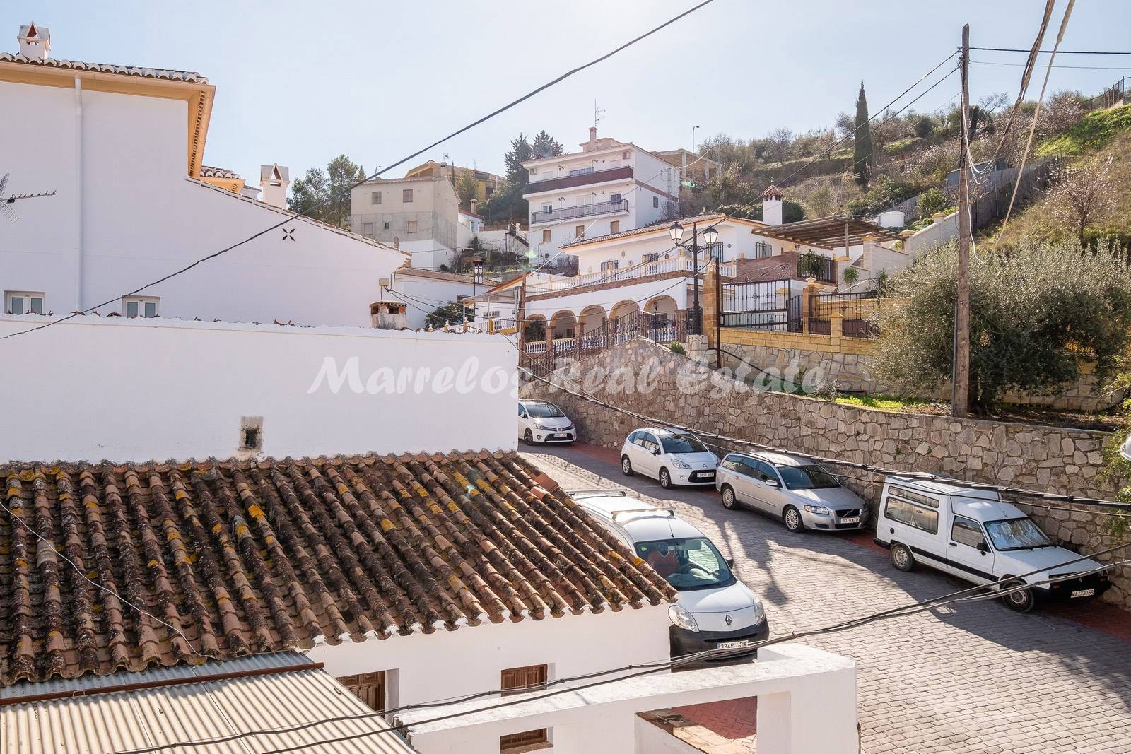 Venta de casa en La Viñuela (Proyecto de renovación), 8 dormitorios - zona Los Romanes