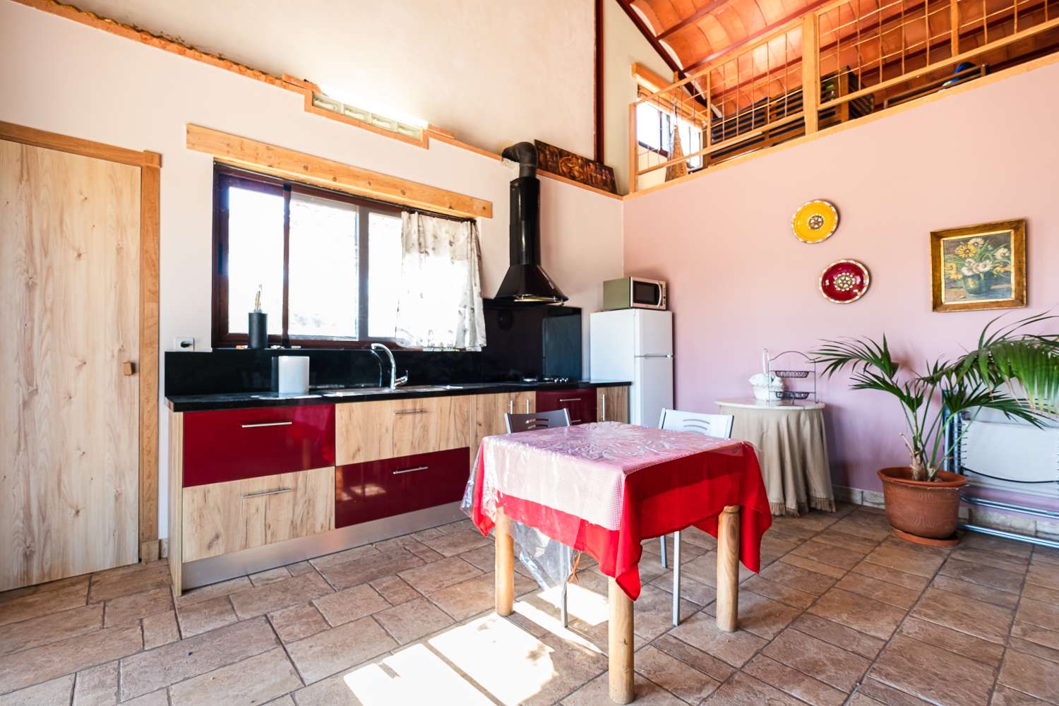 Beautiful and original cortijo situated in Riogordo with beautiful views of the countryside and the mountains.