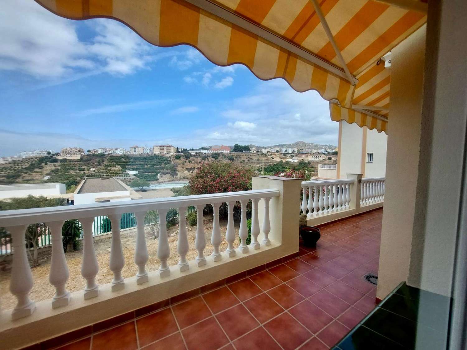 Fantastic flat for sale Torrox Park