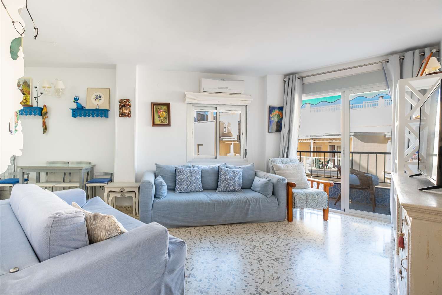 Recently refurbished apartment in Torrecilla Beach area