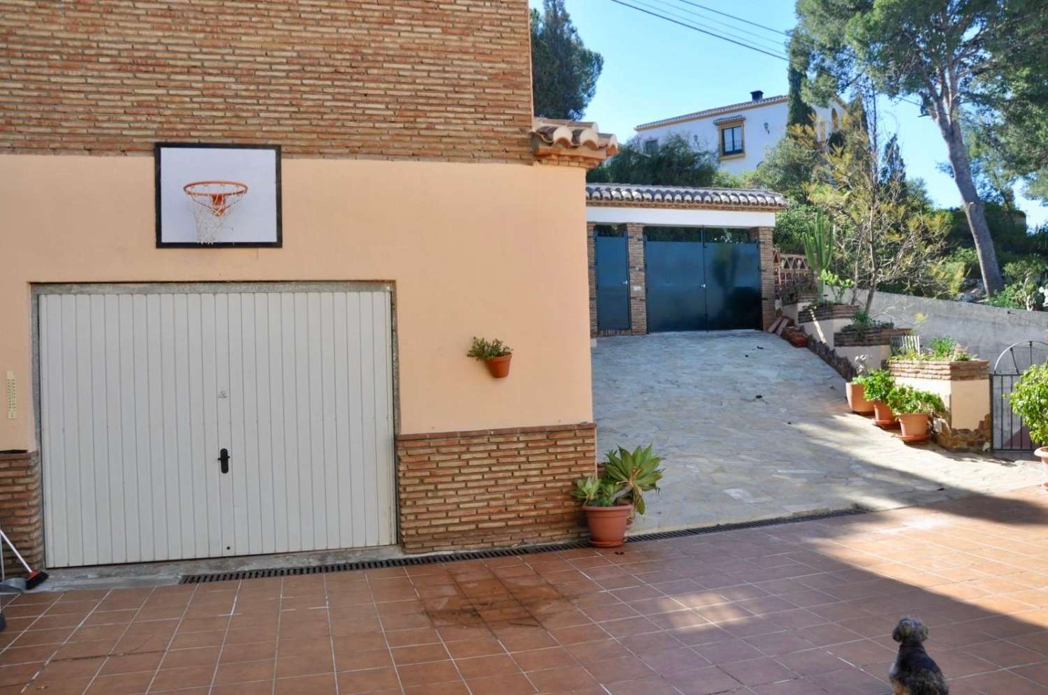 Fantástica villa con vistas al mar y a la montaña situada en Almuñécar,